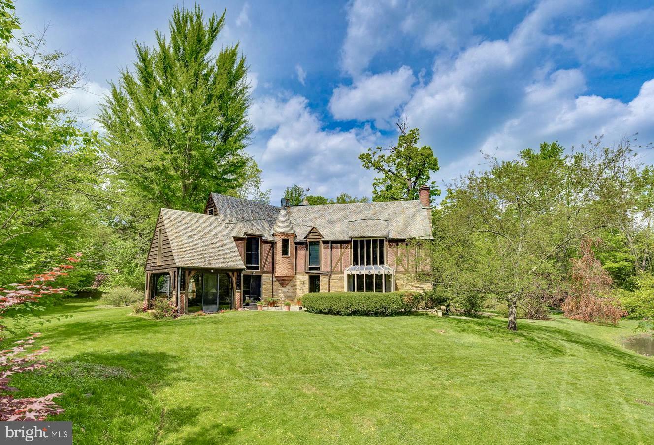 BRADLEY WOODS - Residential