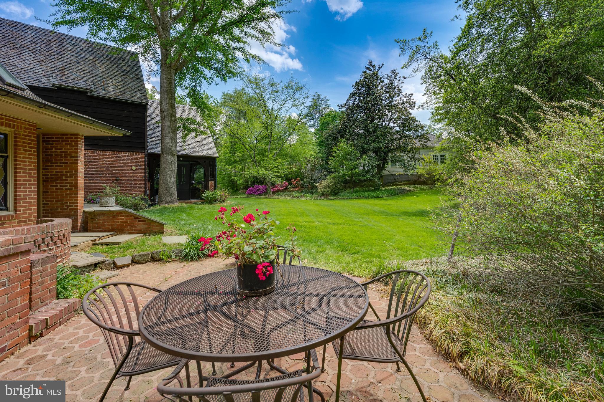 BRADLEY WOODS - Residential