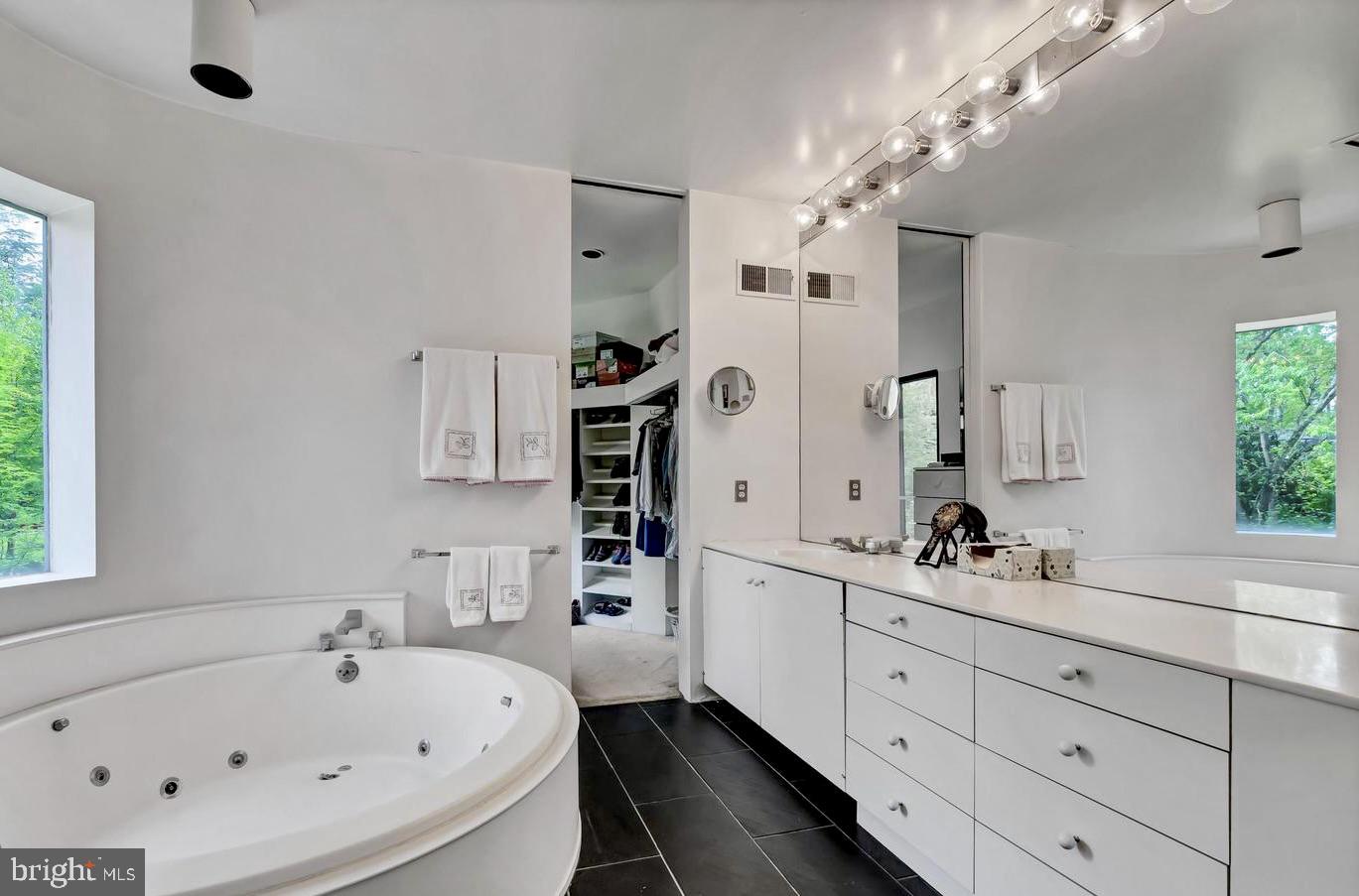 BRADLEY WOODS - Residential