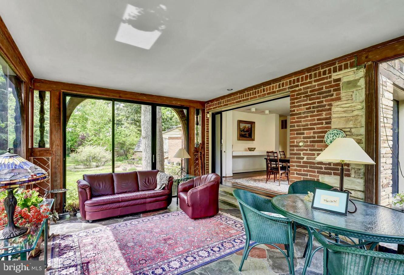 BRADLEY WOODS - Residential