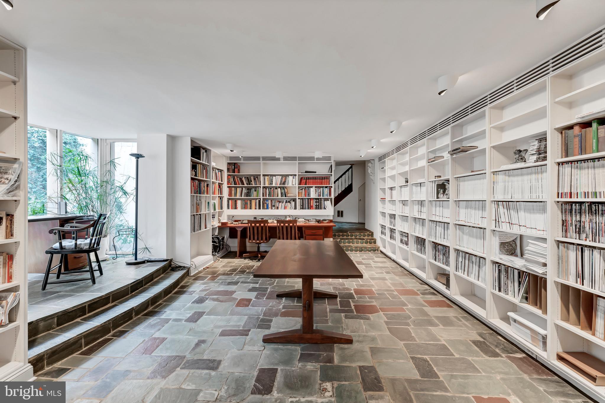 BRADLEY WOODS - Residential