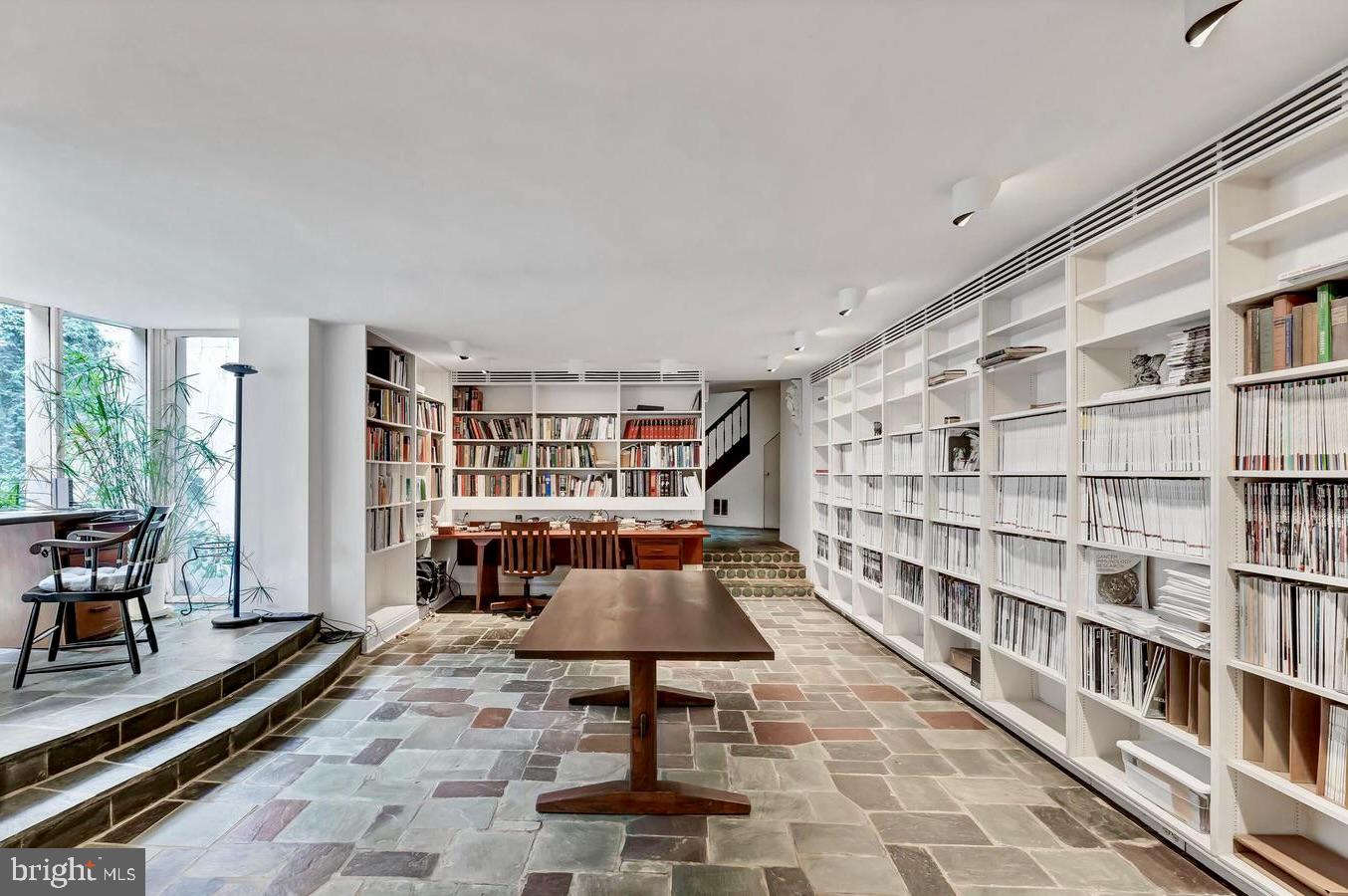 BRADLEY WOODS - Residential