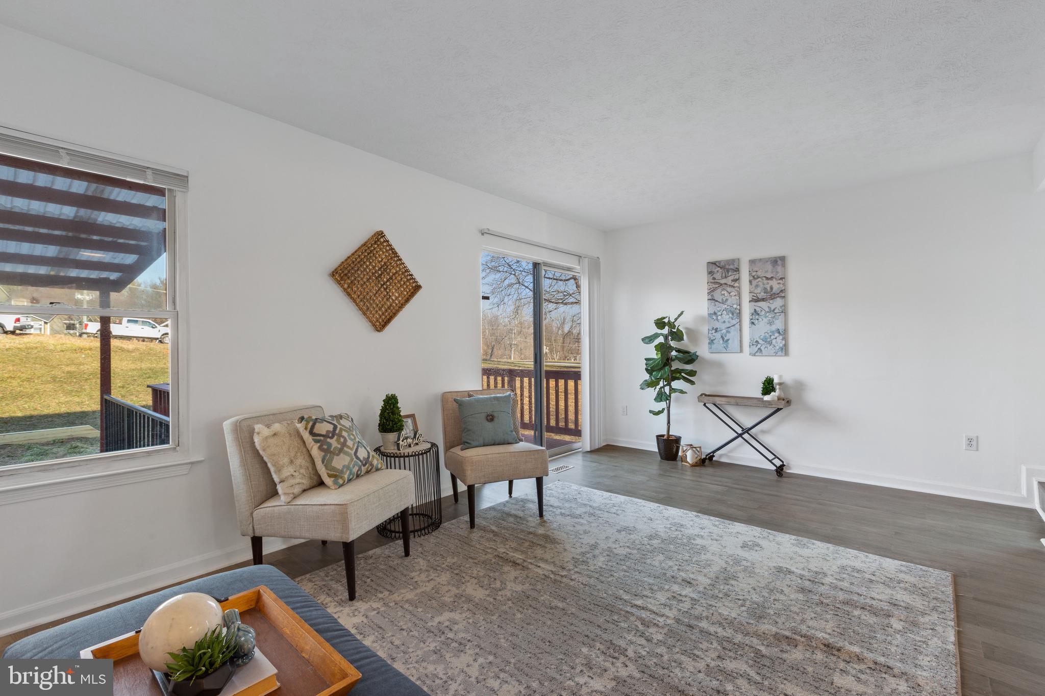 VILLAGE OF KINGS CONTRIVANCE - Residential Lease