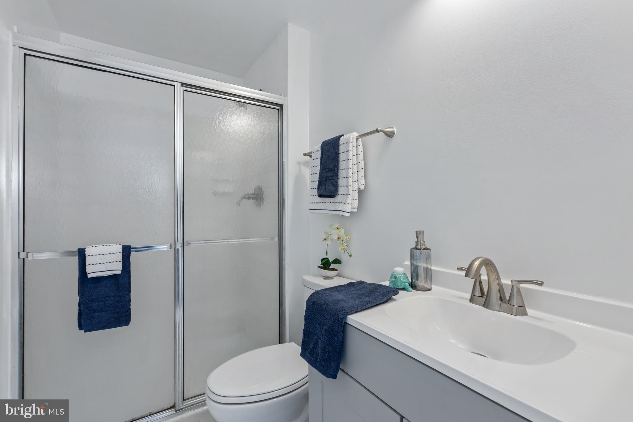 VILLAGE OF KINGS CONTRIVANCE - Residential Lease