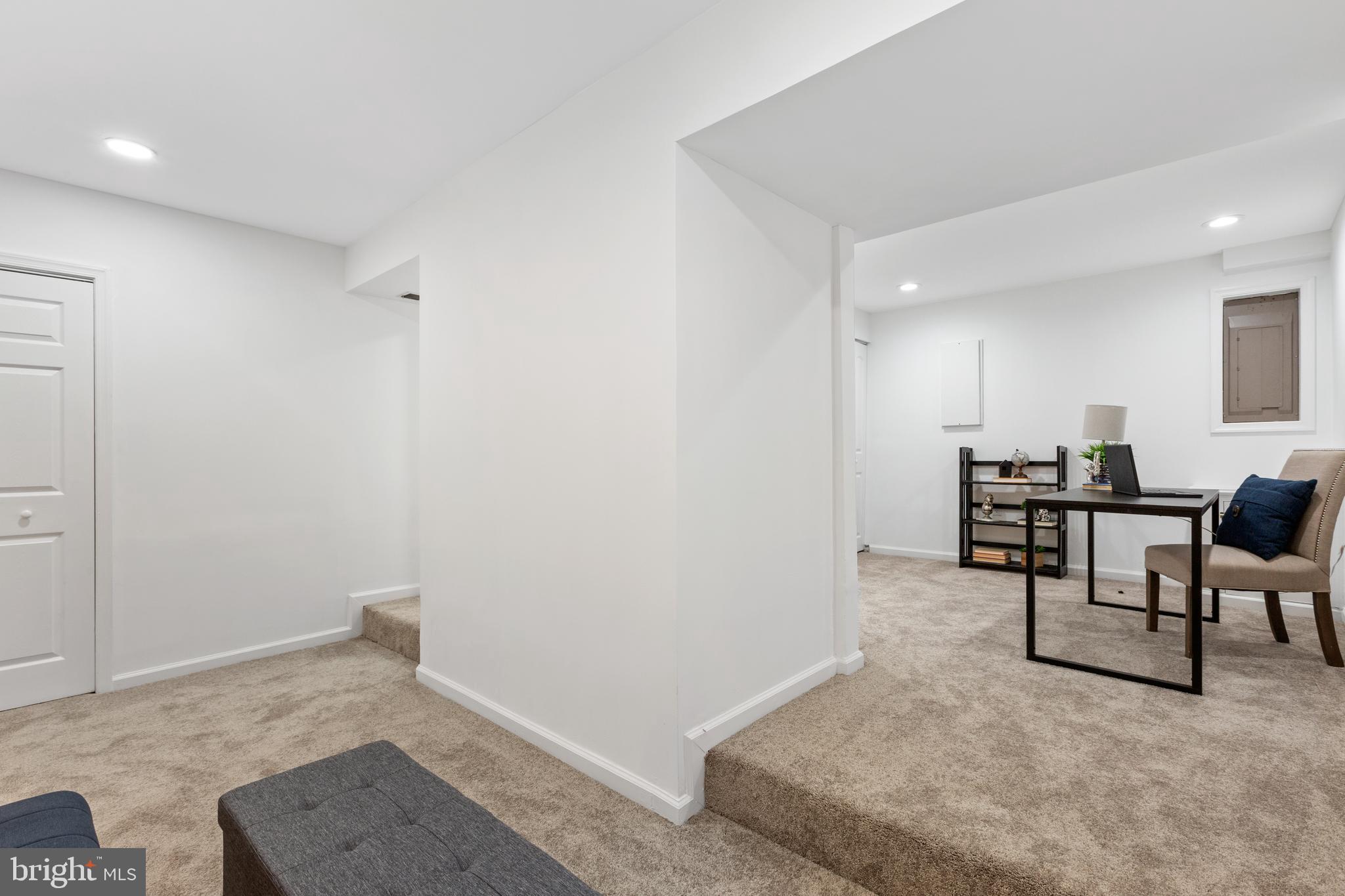 VILLAGE OF KINGS CONTRIVANCE - Residential Lease