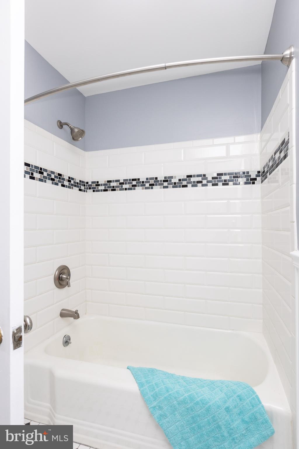 HOMELAND HISTORIC DISTRICT - Residential