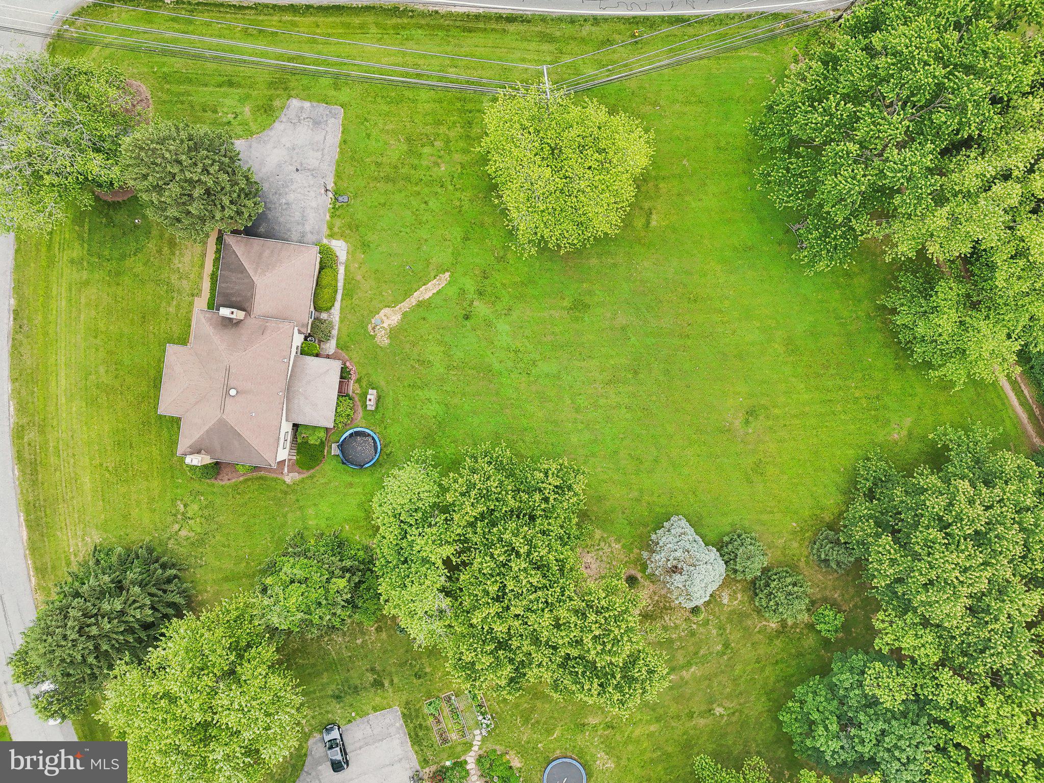 ROLLING KNOLLS - Residential