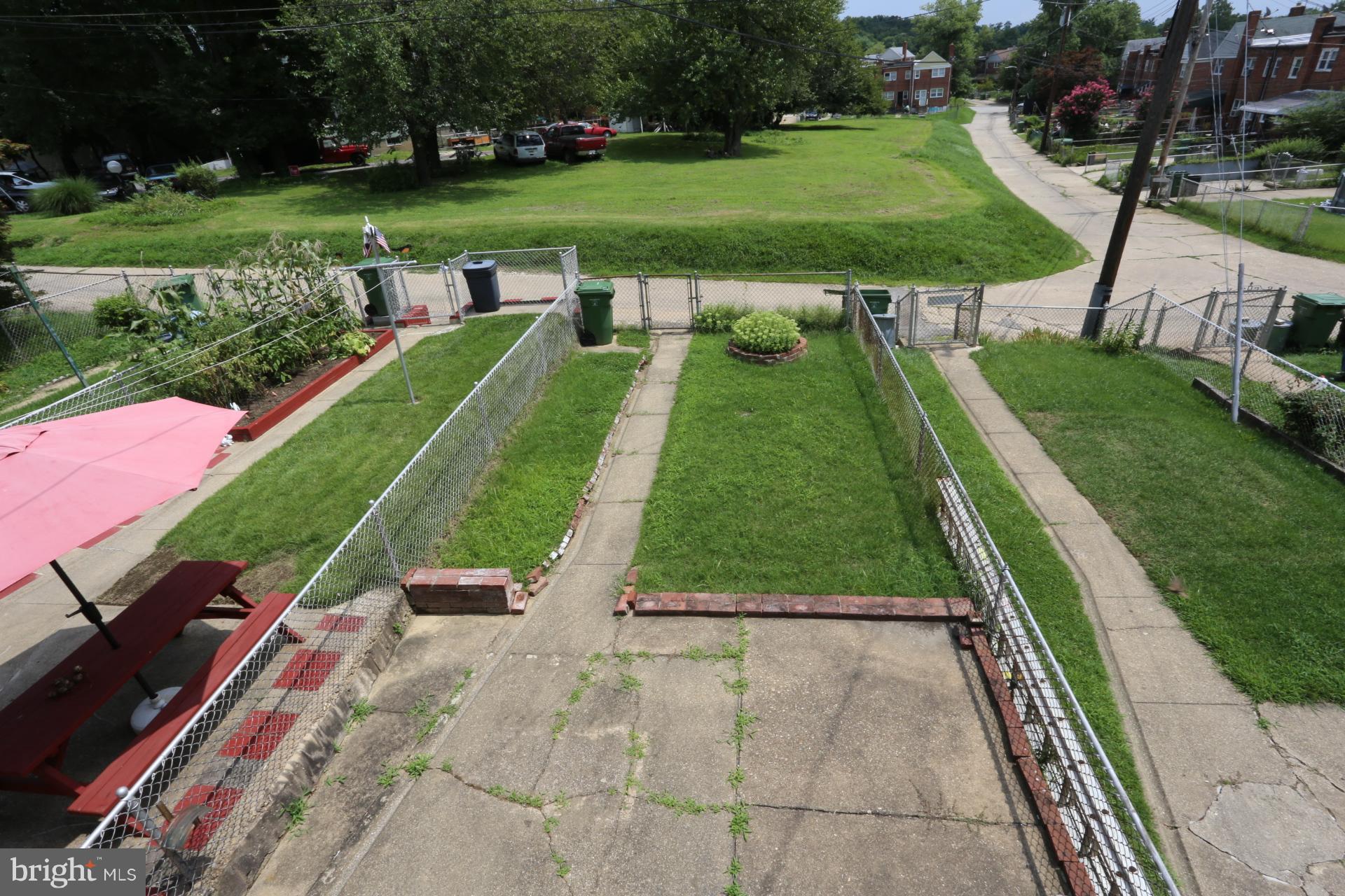 PARKSIDE - Residential Lease