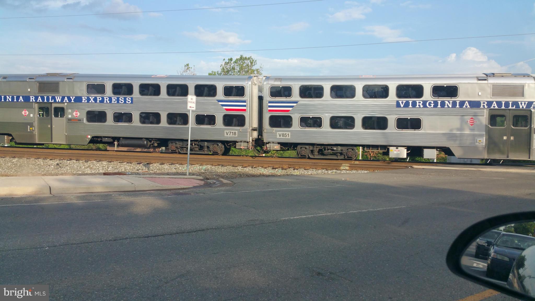 THE RESERVE CONDOMINIUMS - Residential Lease