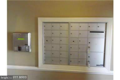 THE RESERVE CONDOMINIUMS - Residential Lease