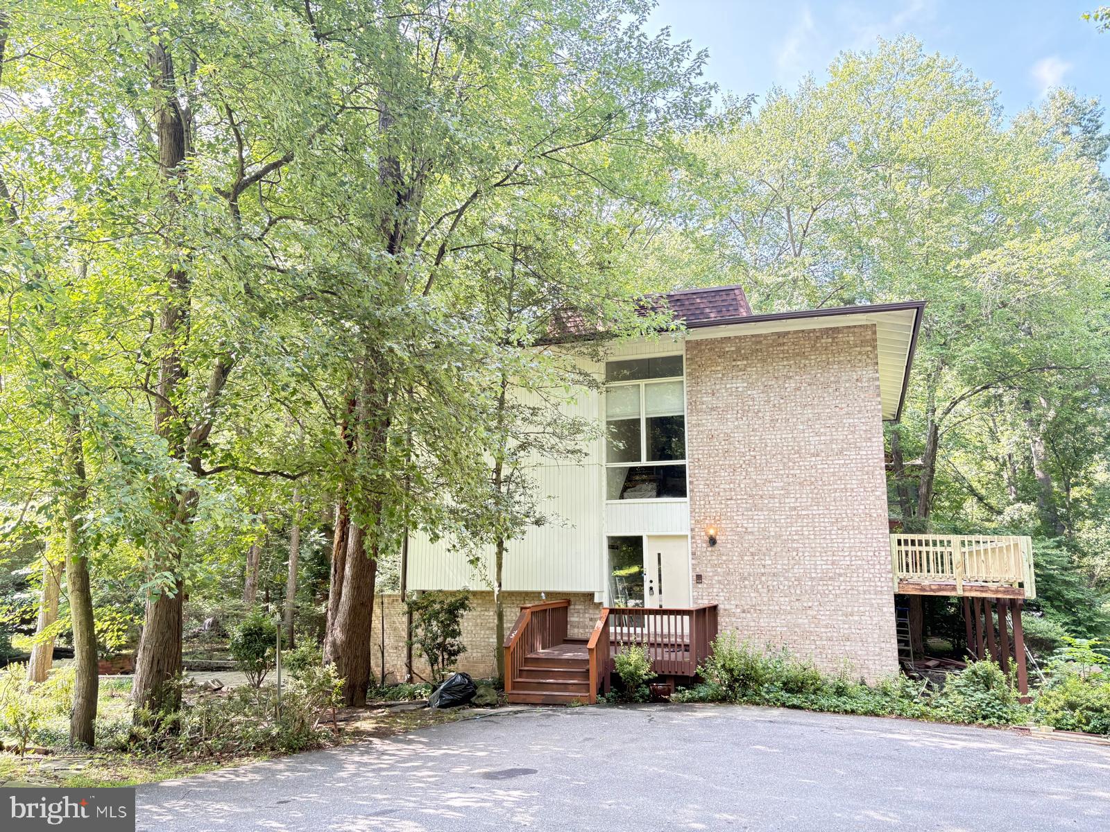 10612 CROSSING CREEK ROAD