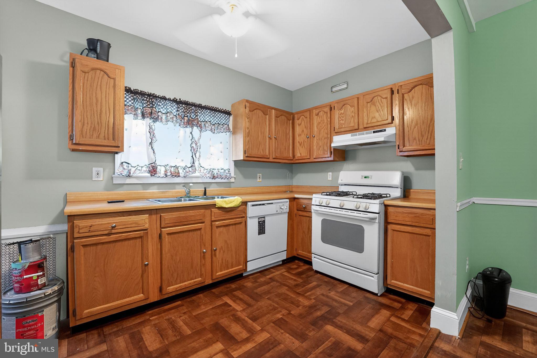HAMILTON HEIGHTS - Residential