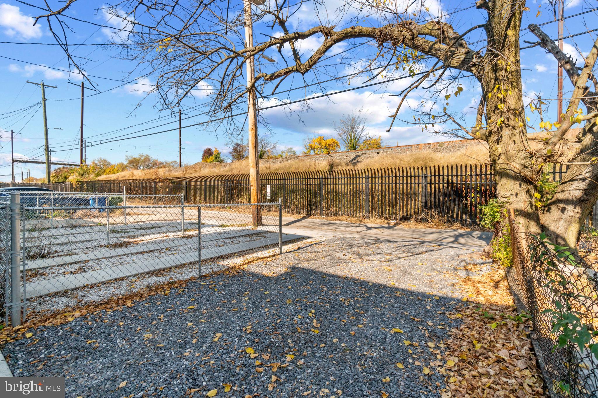 MILTON-MONTFORD - Residential