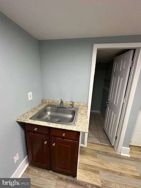 ROSEDALE - Residential Lease