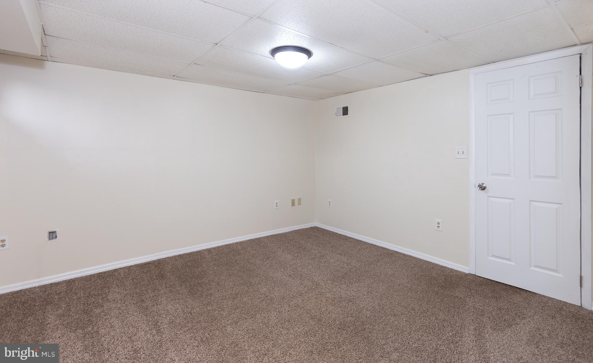 EASTWOOD - Residential