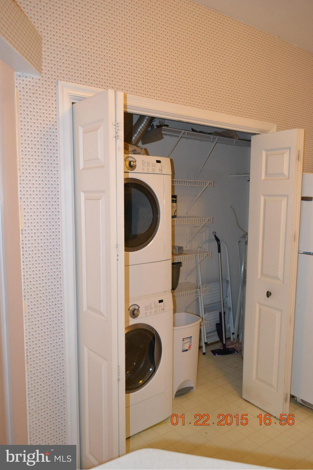 WATERSIDE - Residential Lease