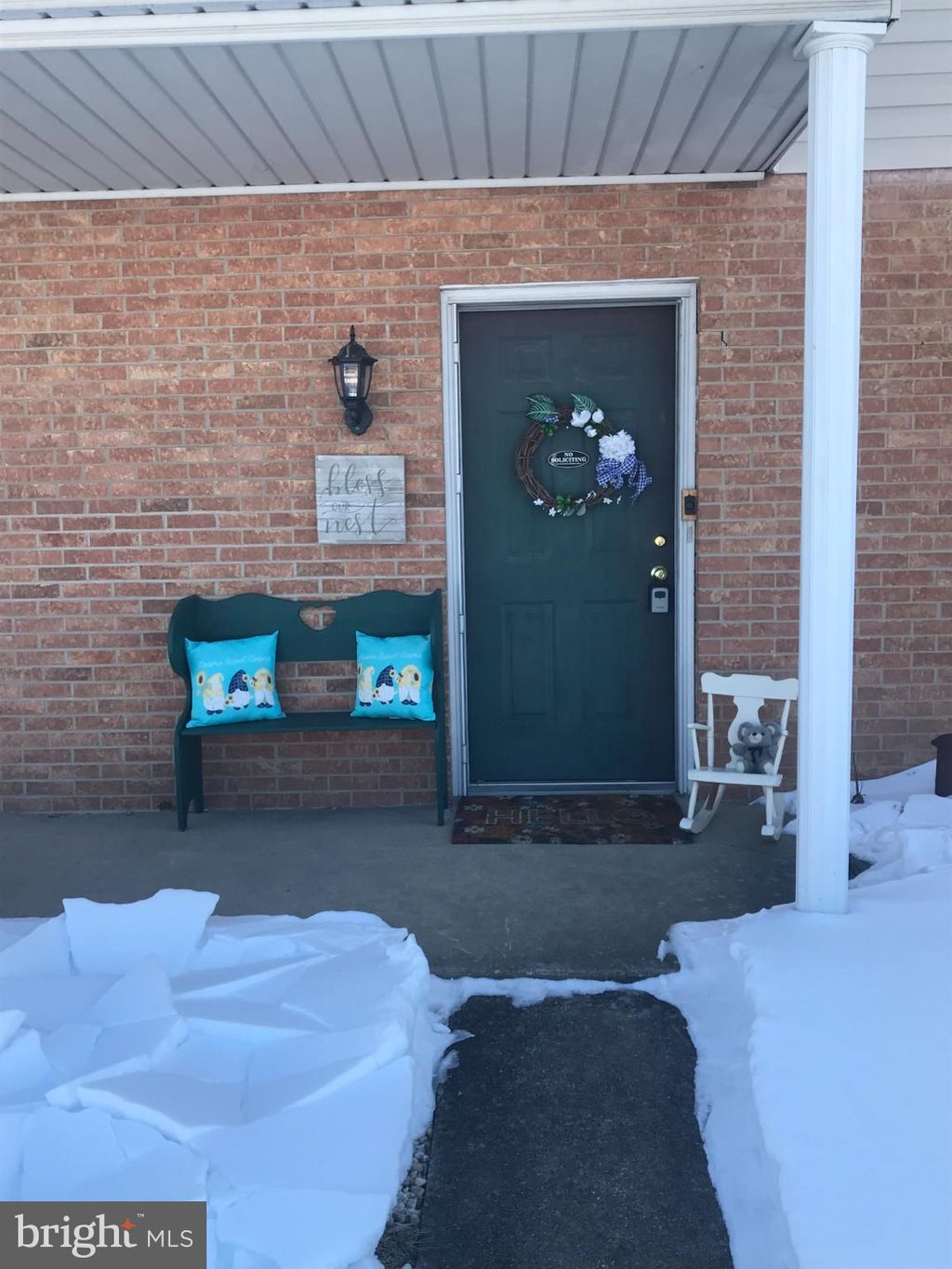 Photo of 22 Covington Drive, MANCHESTER, PA 17345 (MLS # PAYK2097218)