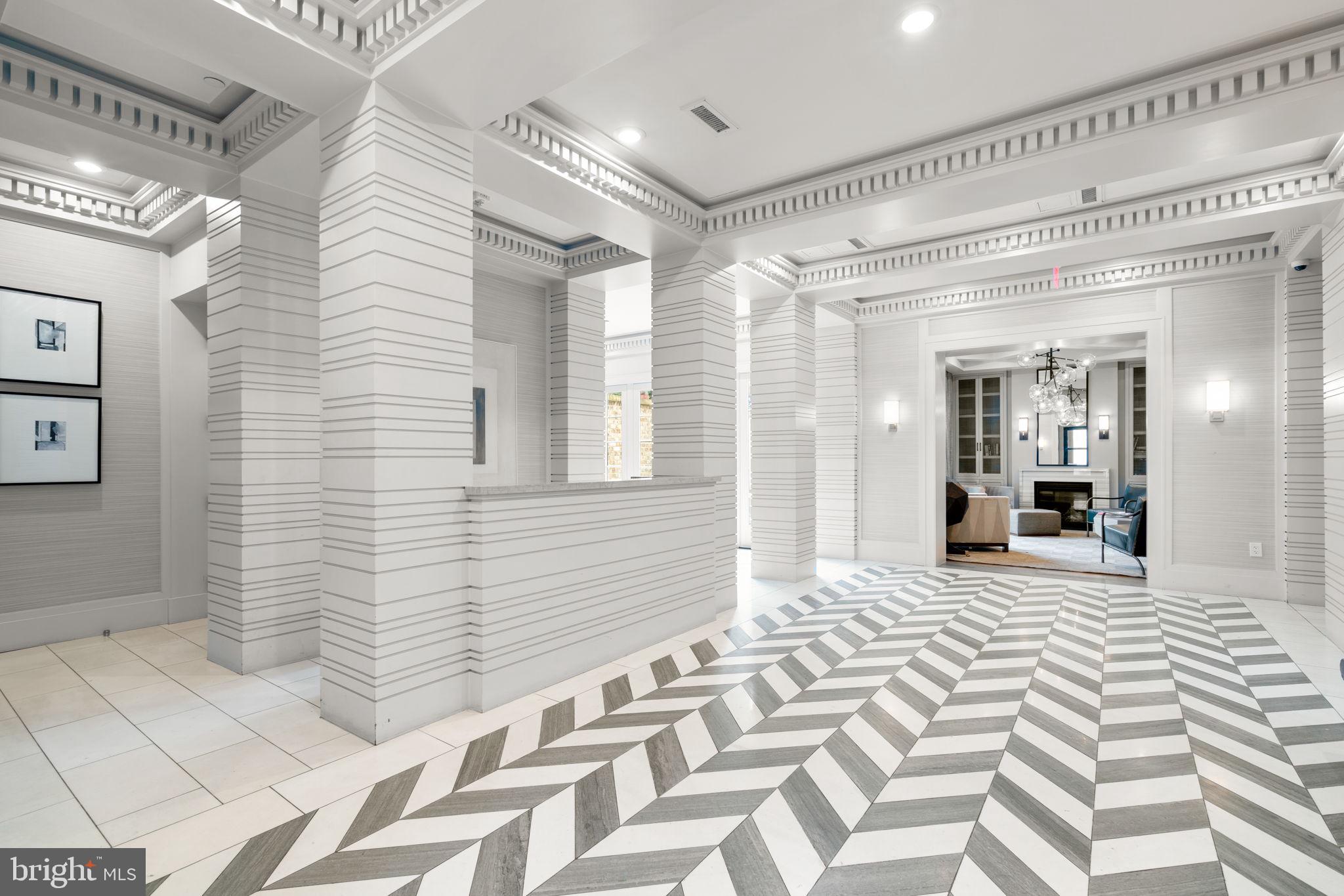 300 8TH STREET NE 102