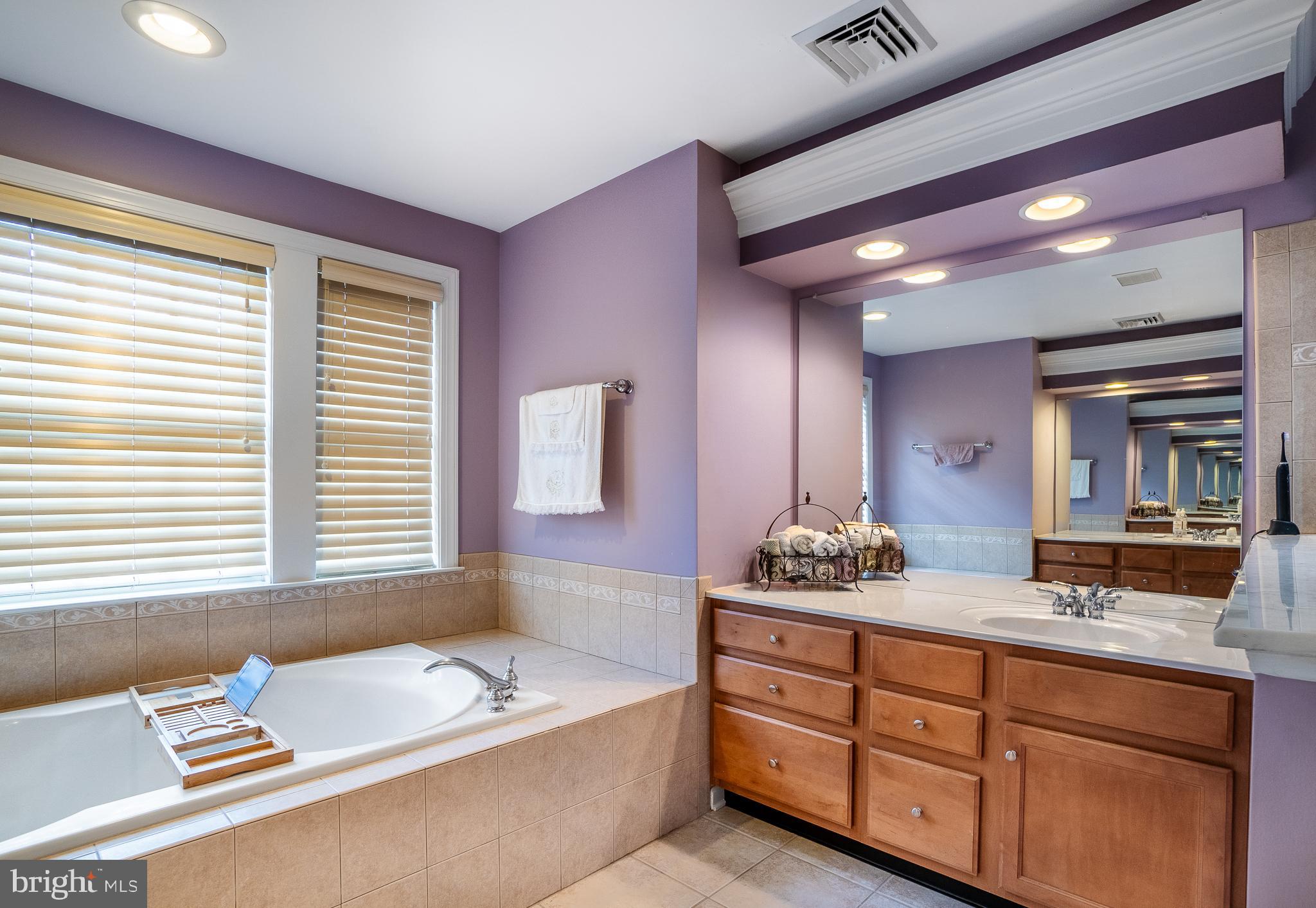 MERCERS MILL - Residential