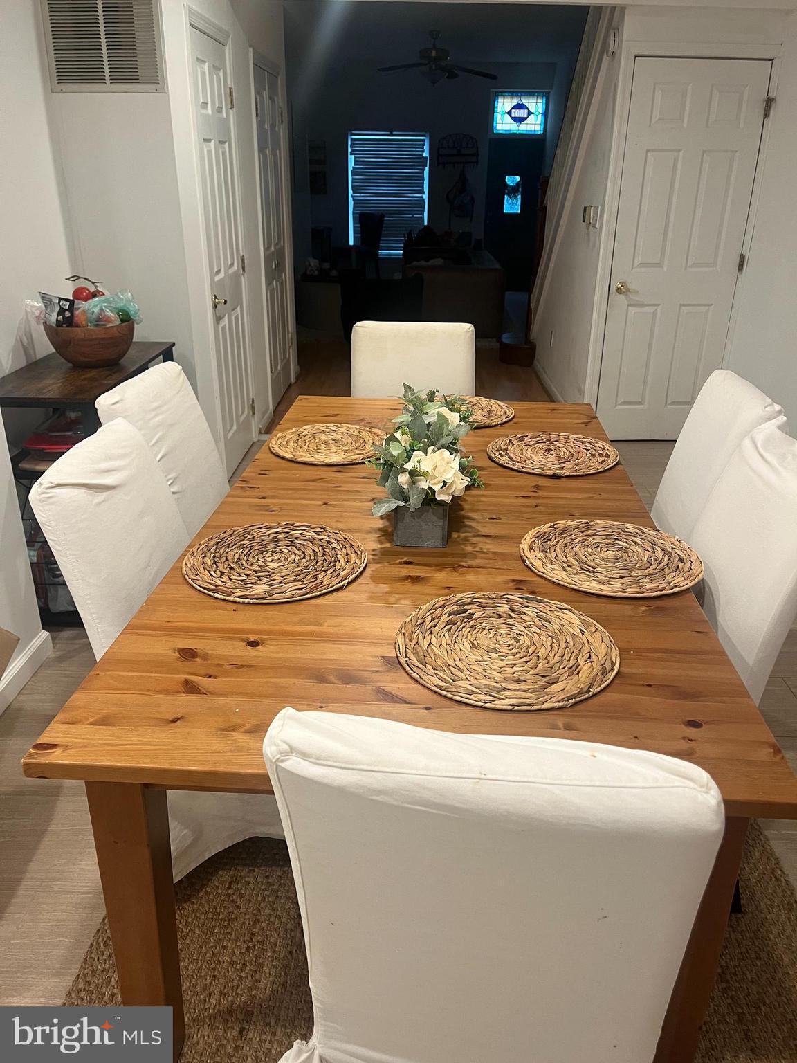 RIVERSIDE PARK - Residential Lease