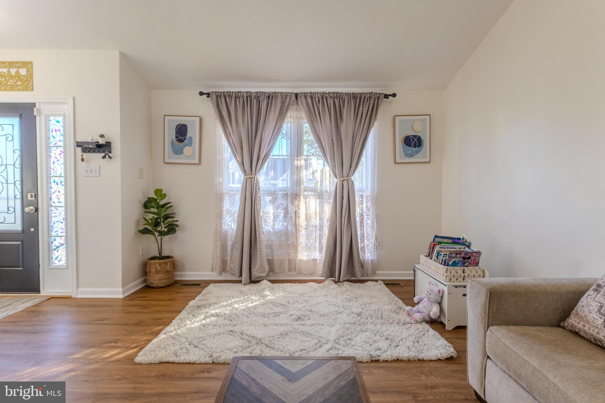 CLAYBROOKE - Residential