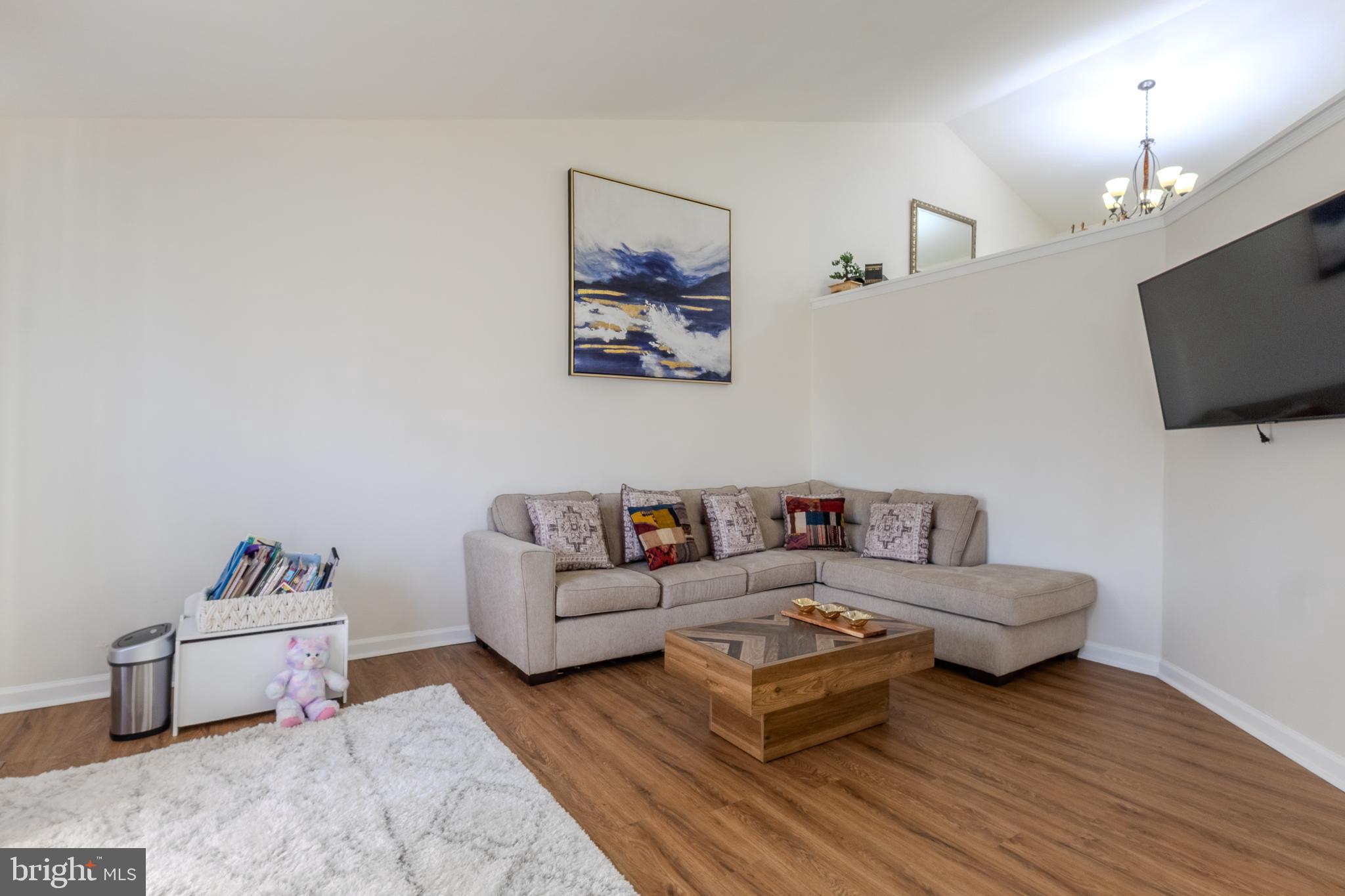 CLAYBROOKE - Residential