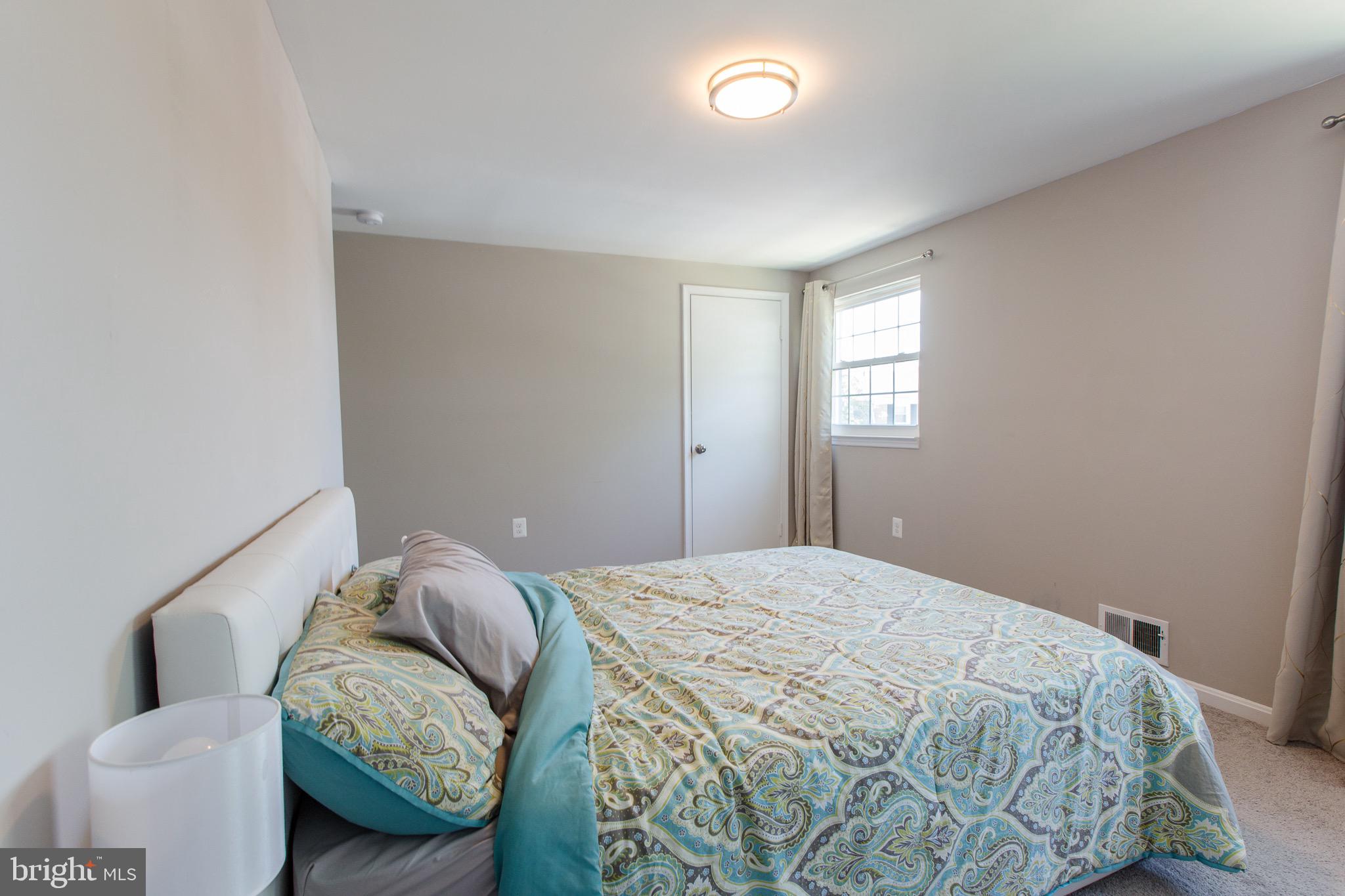 PINEWOOD HILL - Residential