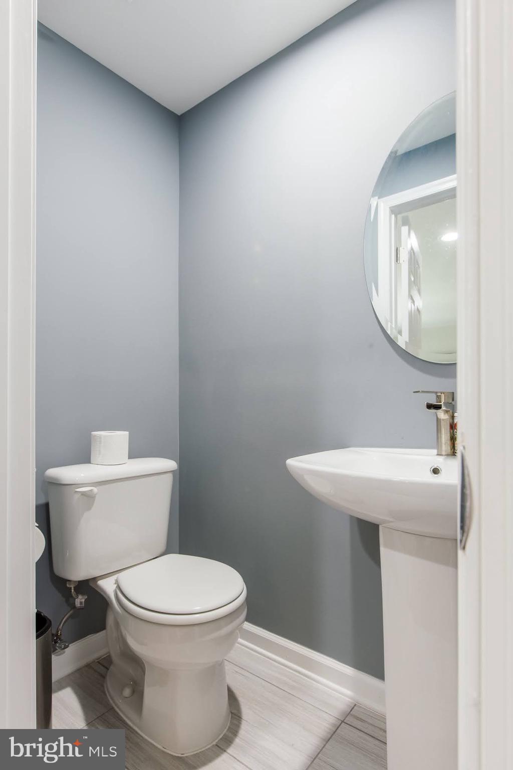 PINEWOOD HILL - Residential