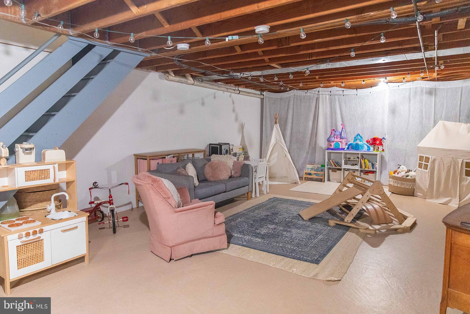 VILLAGE OF SHANNON - Residential