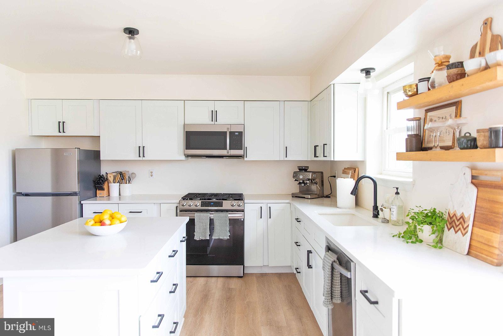 VILLAGE OF SHANNON - Residential