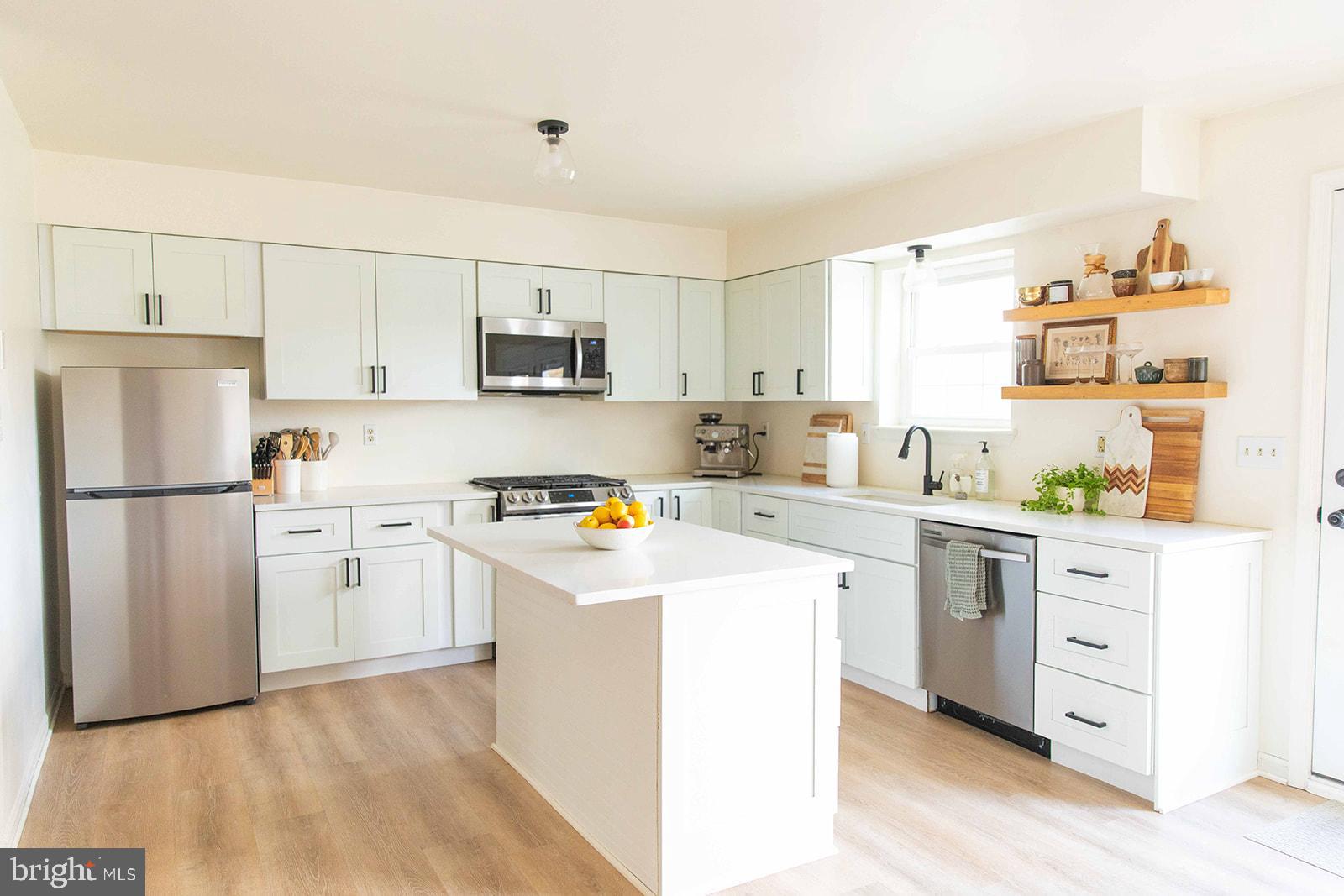 VILLAGE OF SHANNON - Residential