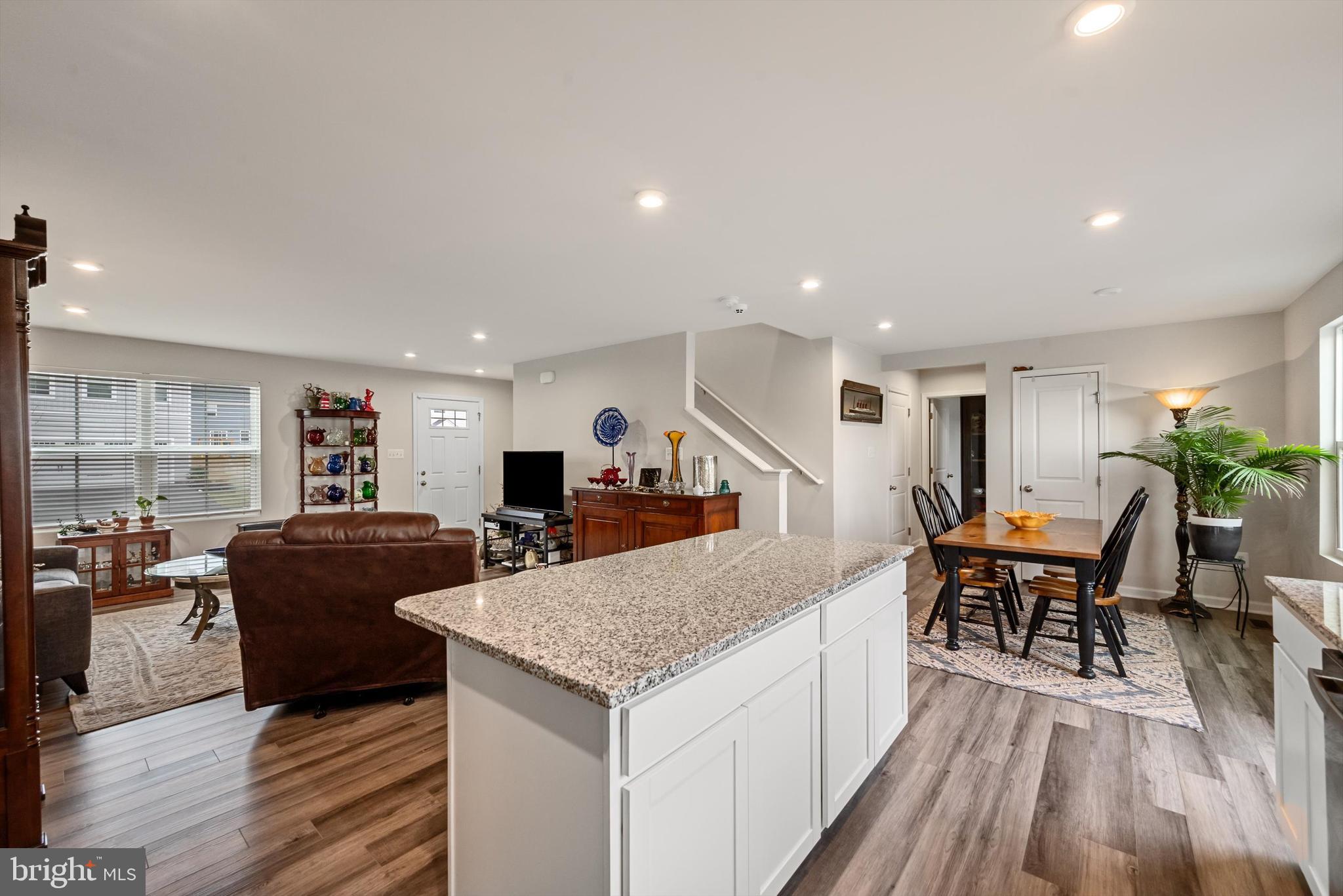 SOUTH BROOK - Residential