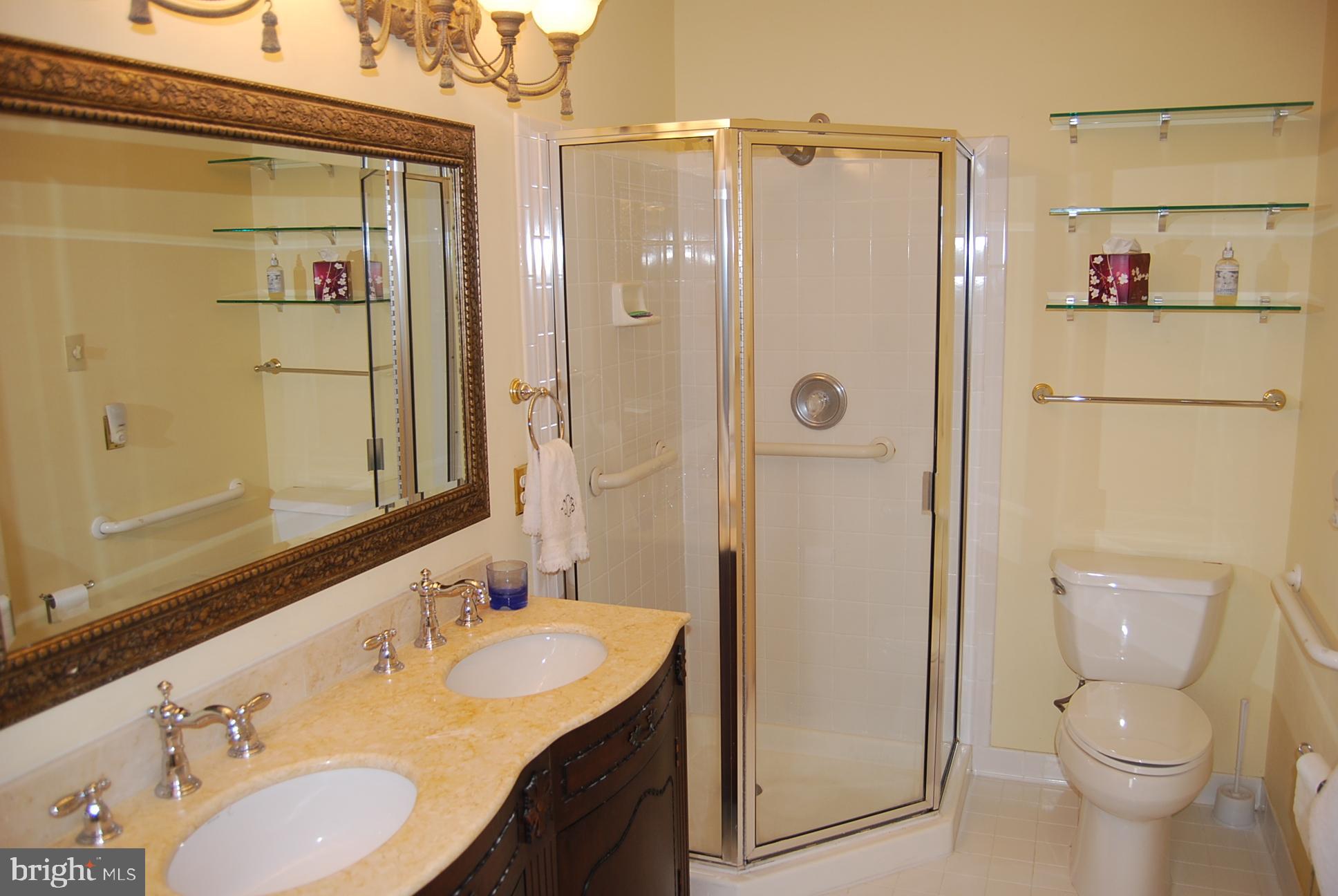 VAN DORN STATION - Residential