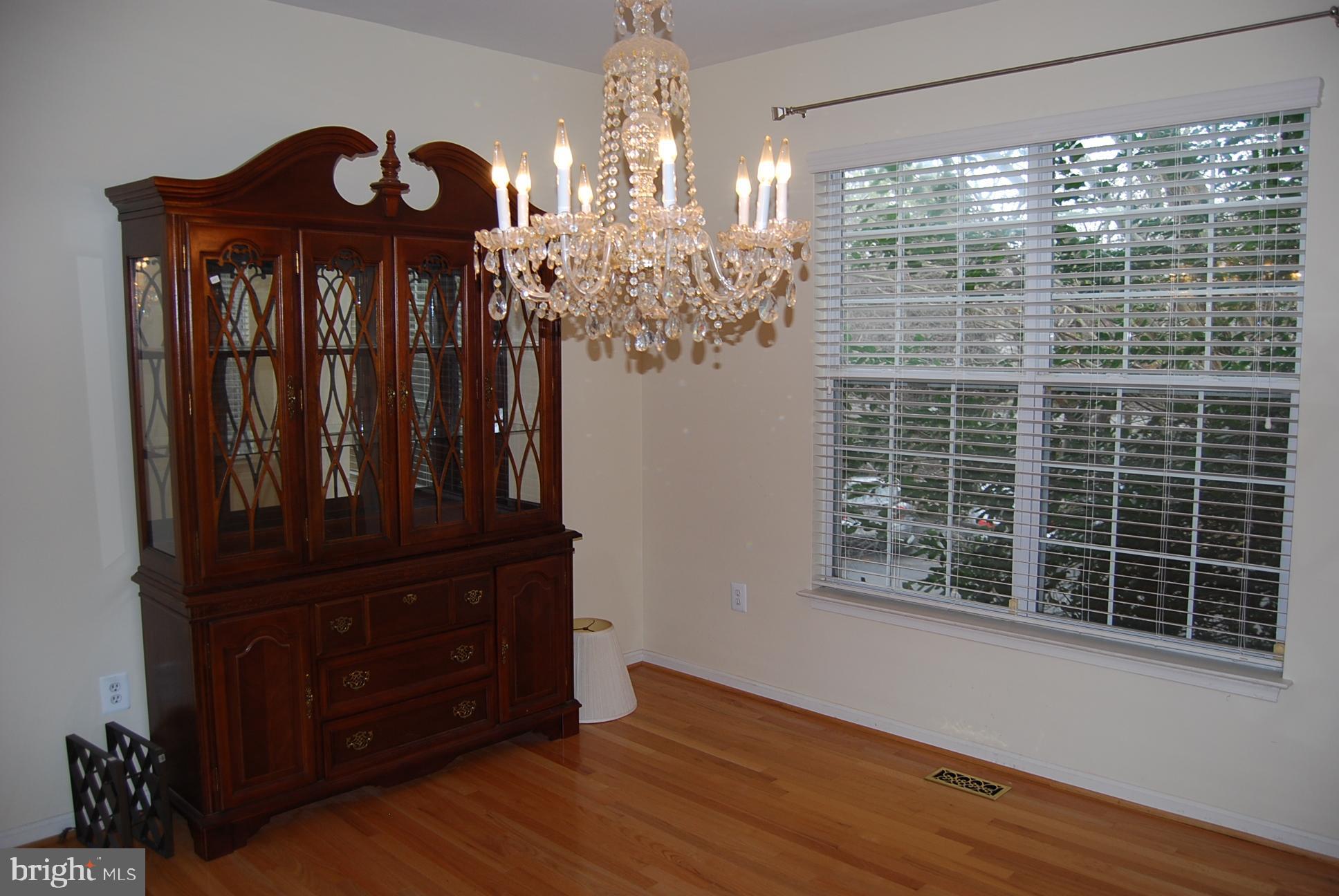 VAN DORN STATION - Residential