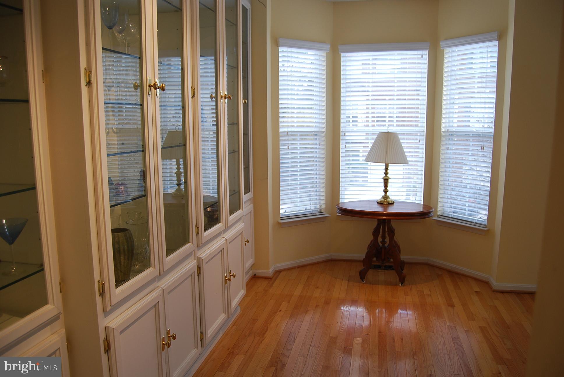 VAN DORN STATION - Residential