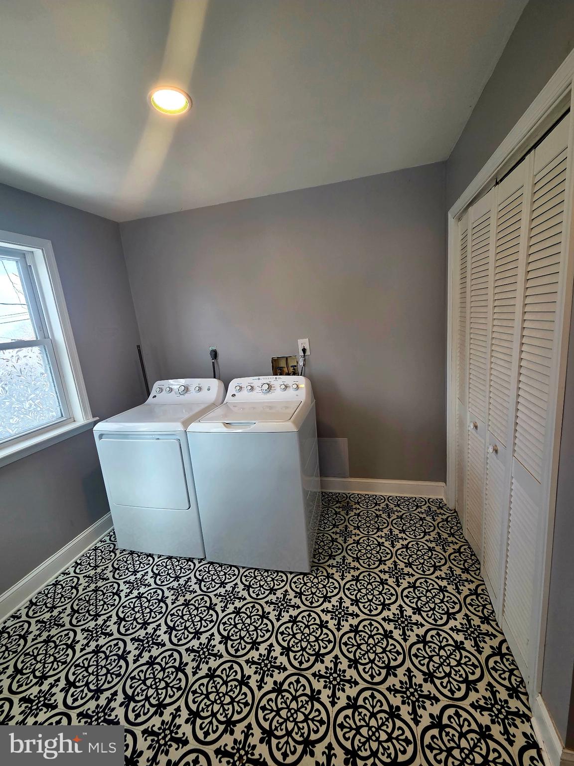 MANOR PARK - Residential