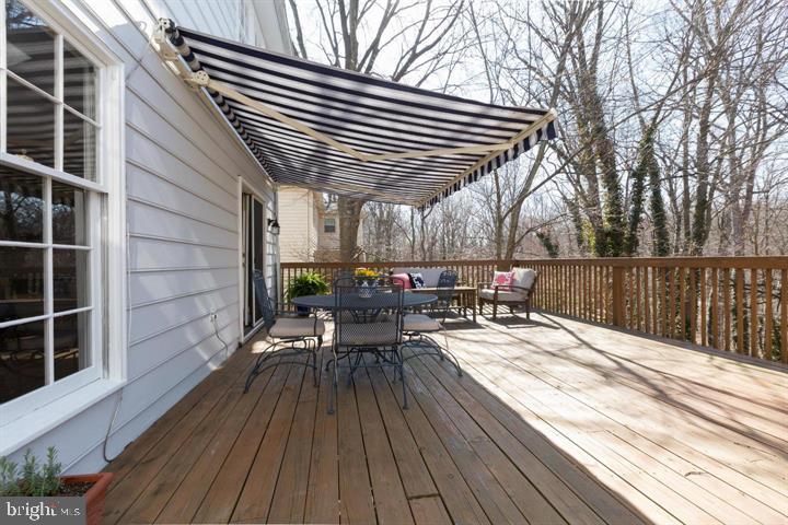 HOLLIN GLEN - Residential Lease