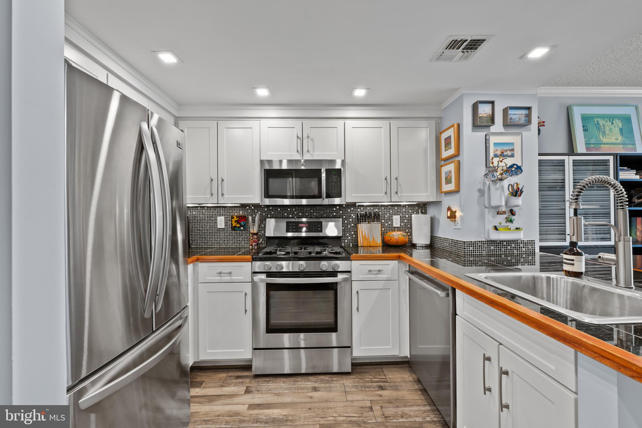 3835 9TH STREET N 508E