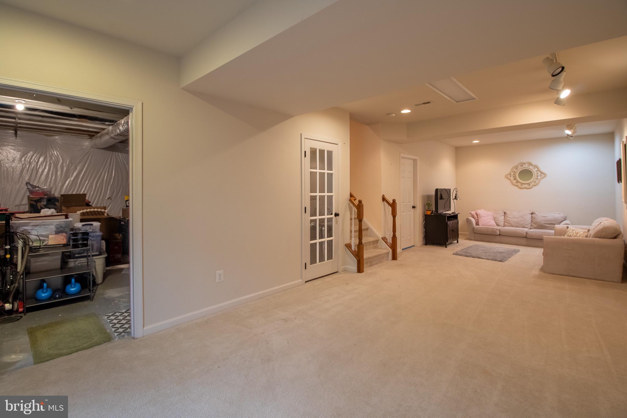 MARTINSBURG STATION - Residential