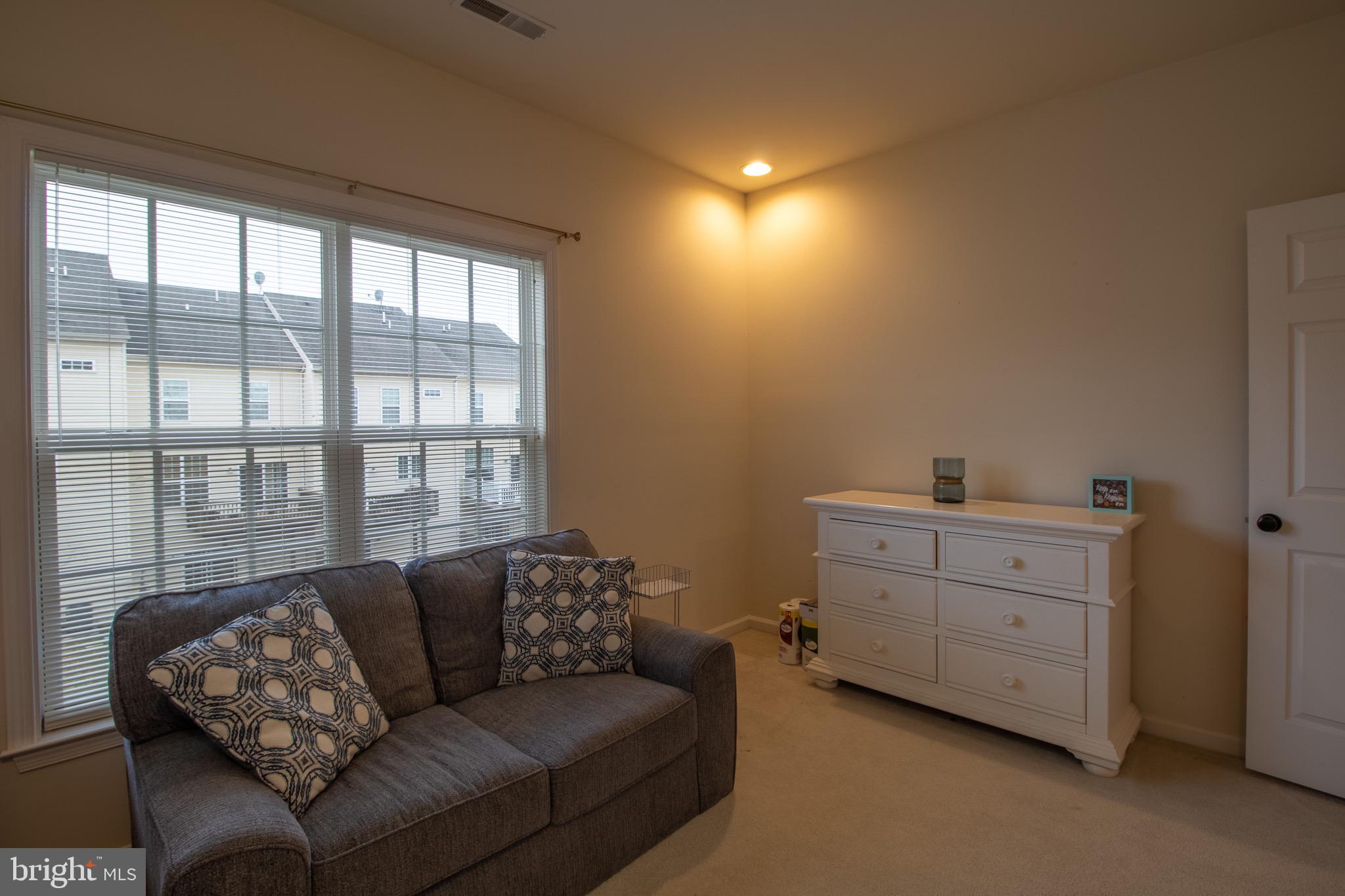 MARTINSBURG STATION - Residential