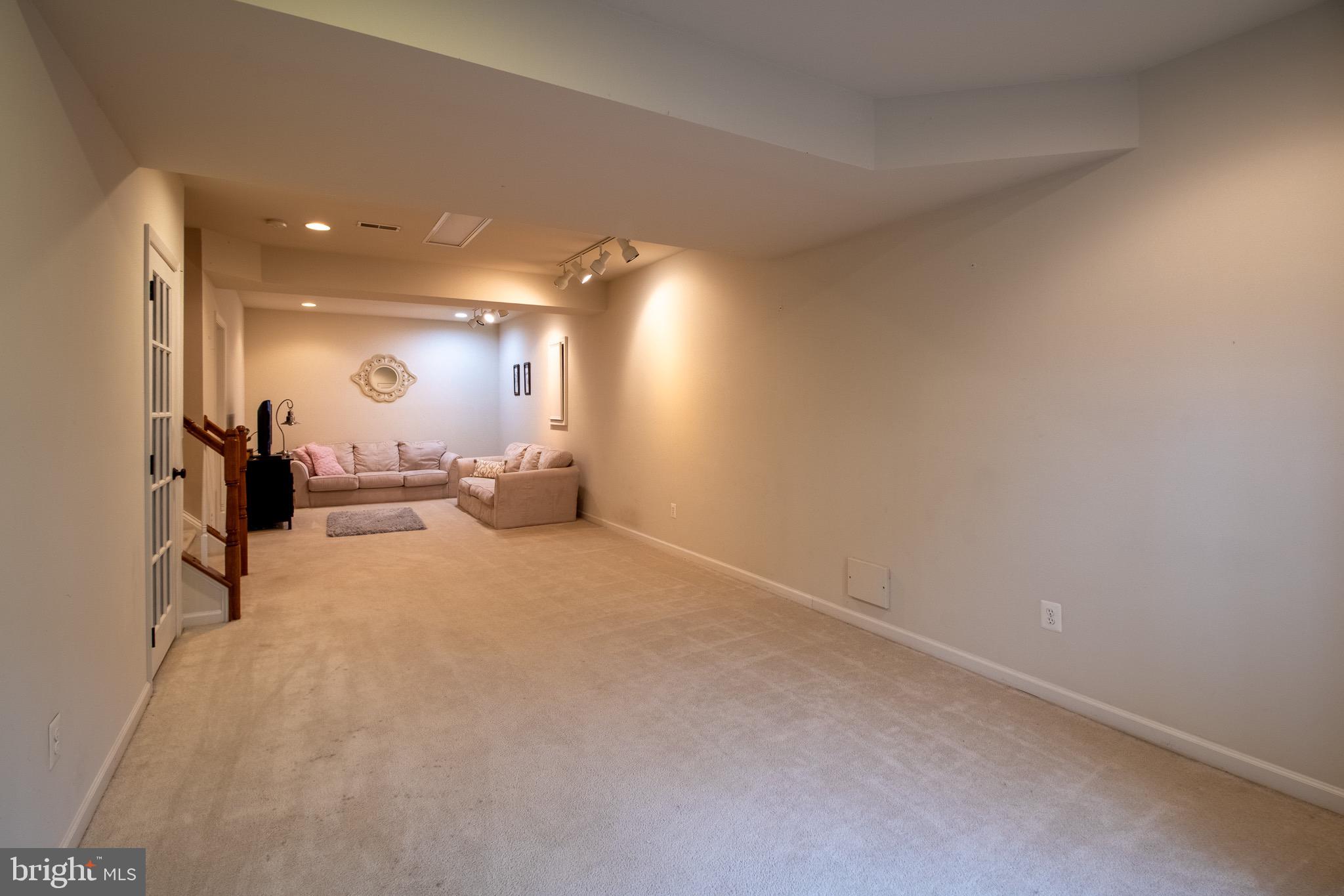 MARTINSBURG STATION - Residential