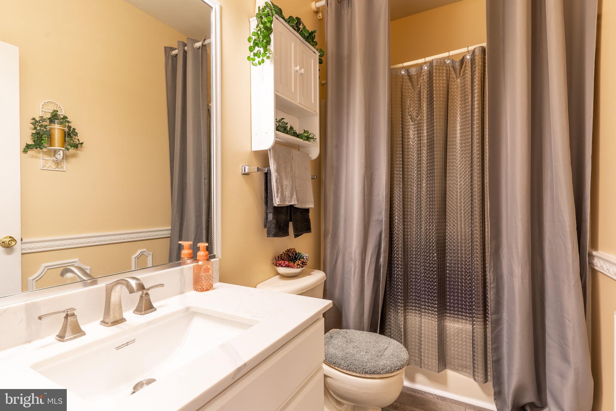 HELEN'S RETREAT - Residential