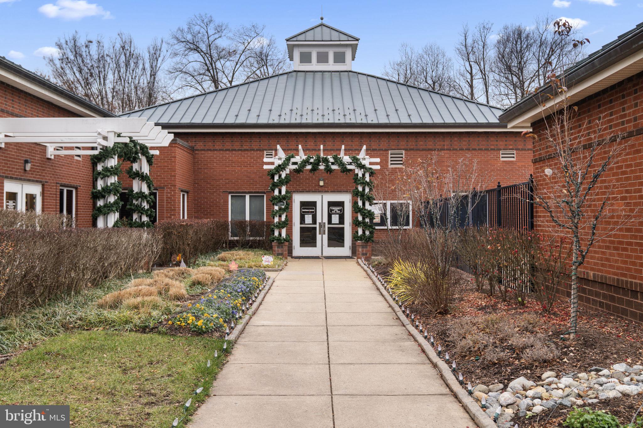 MEDINAH HOMES - Residential