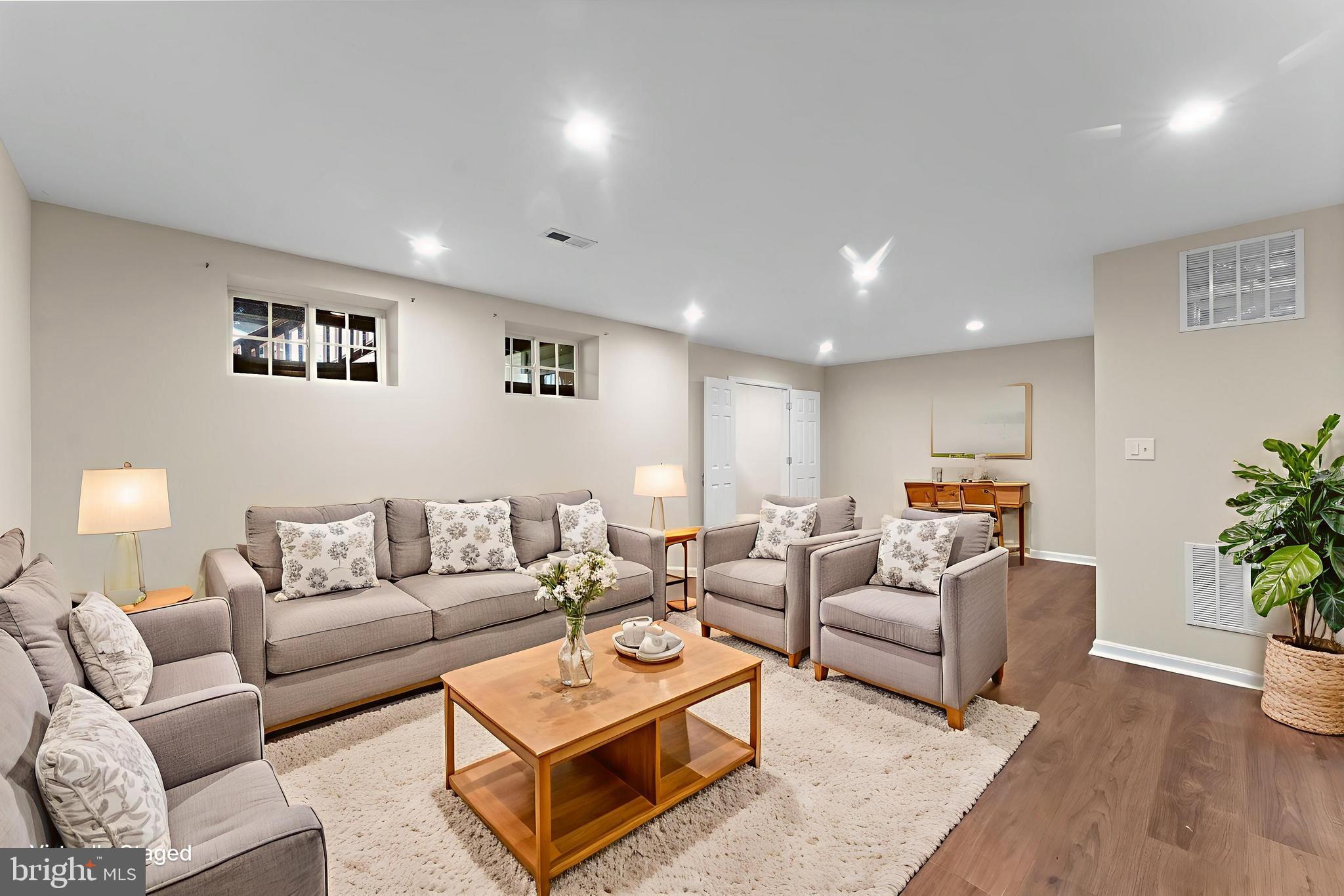 MEDINAH HOMES - Residential