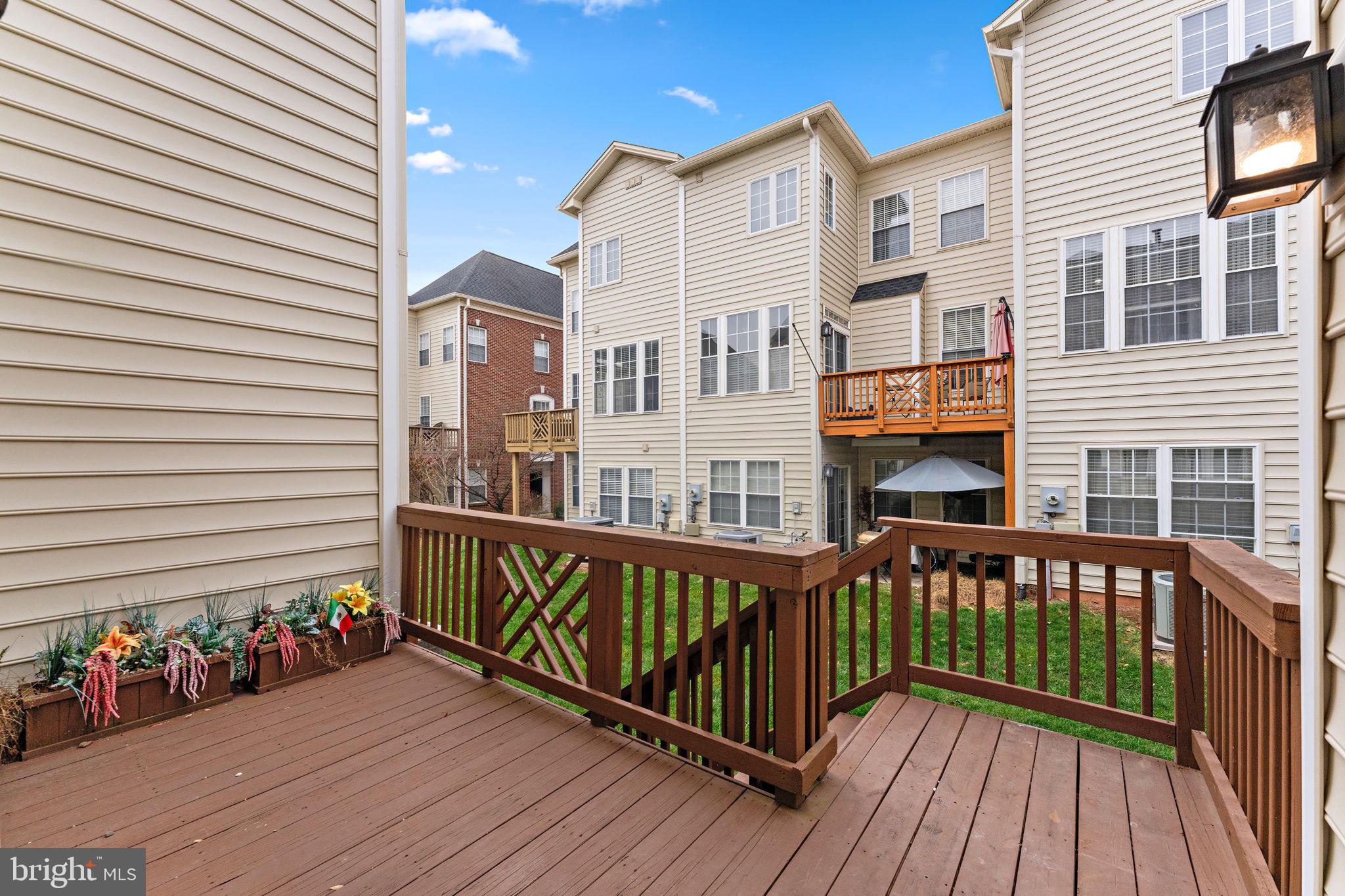 MEDINAH HOMES - Residential