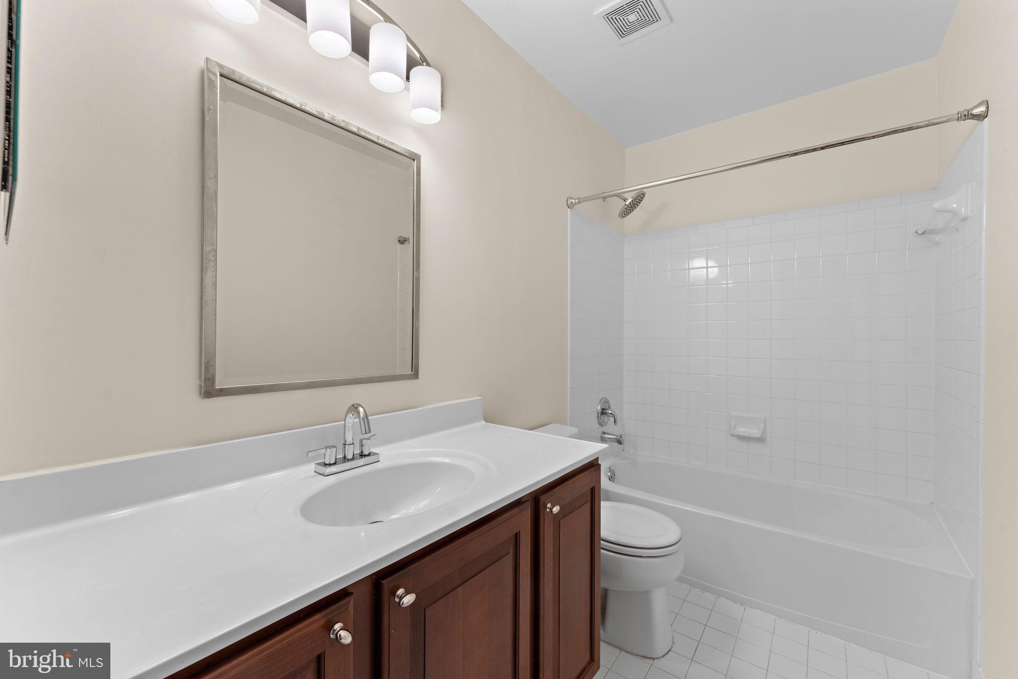 MEDINAH HOMES - Residential