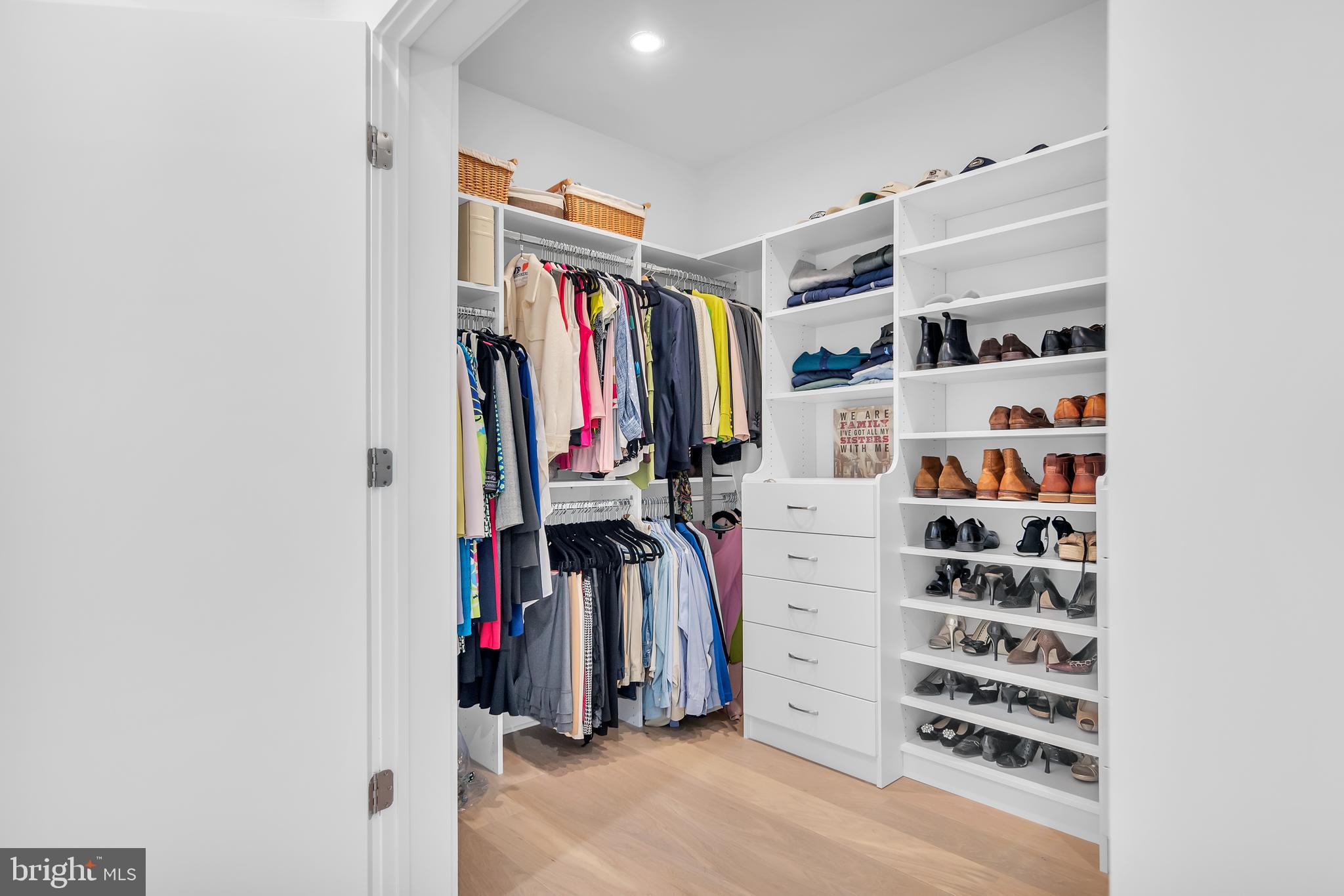 OLD CITY - Residential