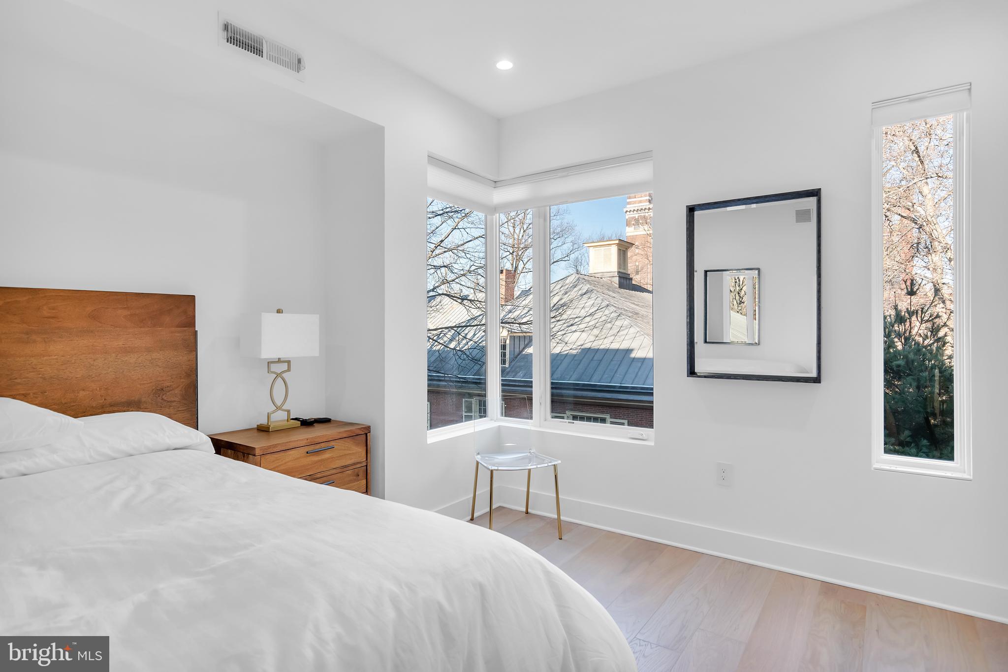 OLD CITY - Residential