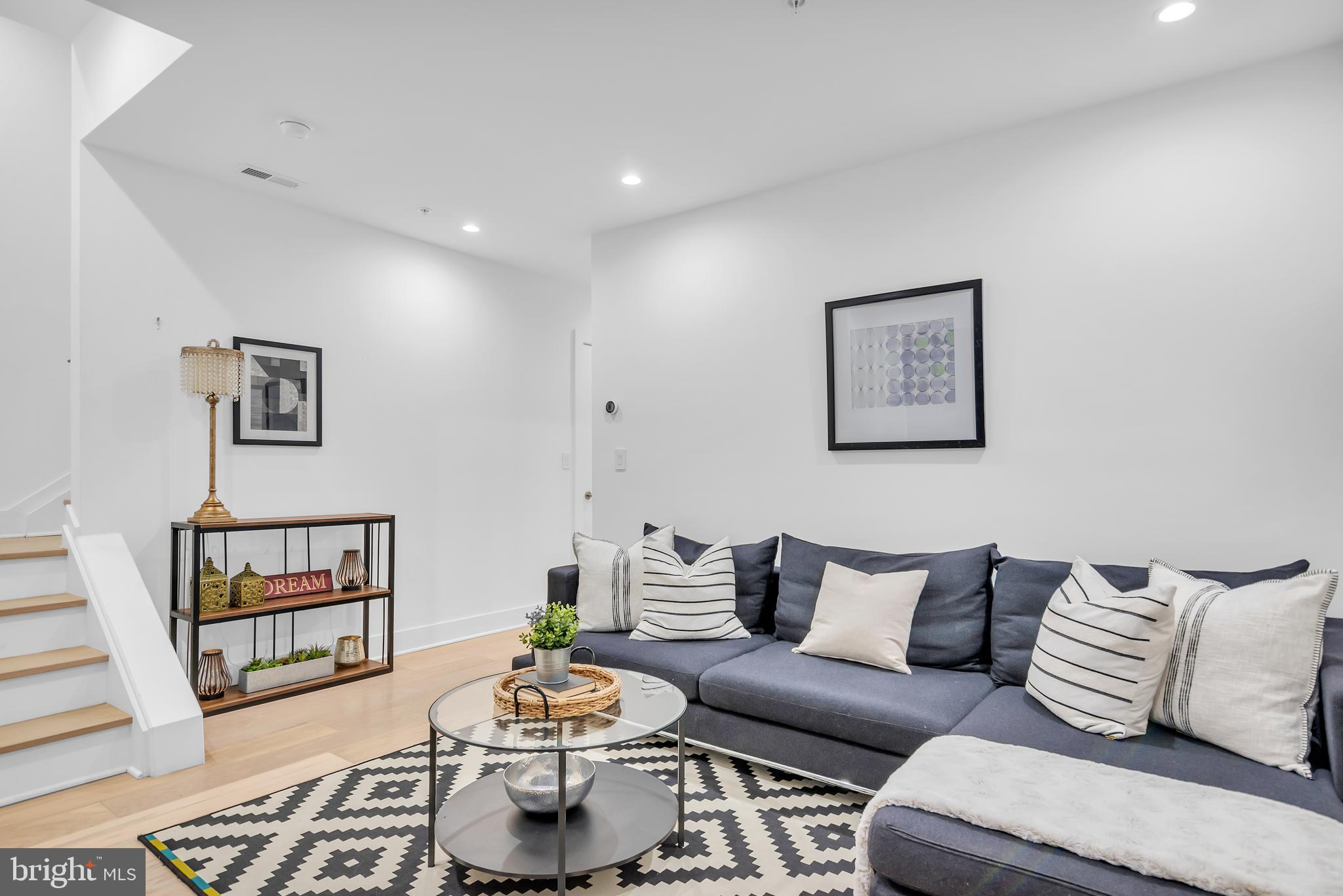 OLD CITY - Residential