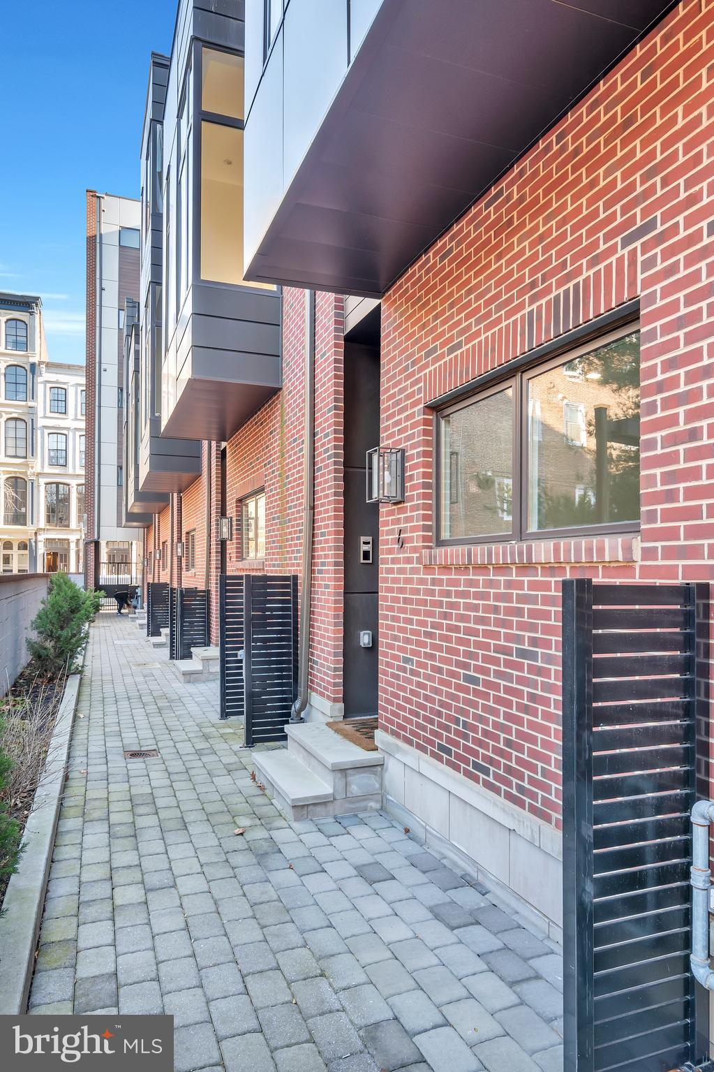 OLD CITY - Residential